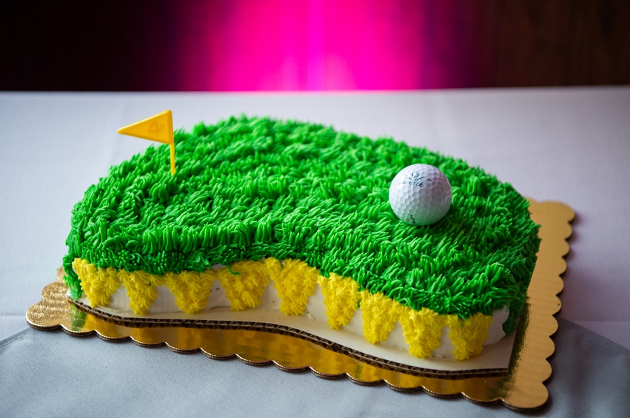 golf groom's cake