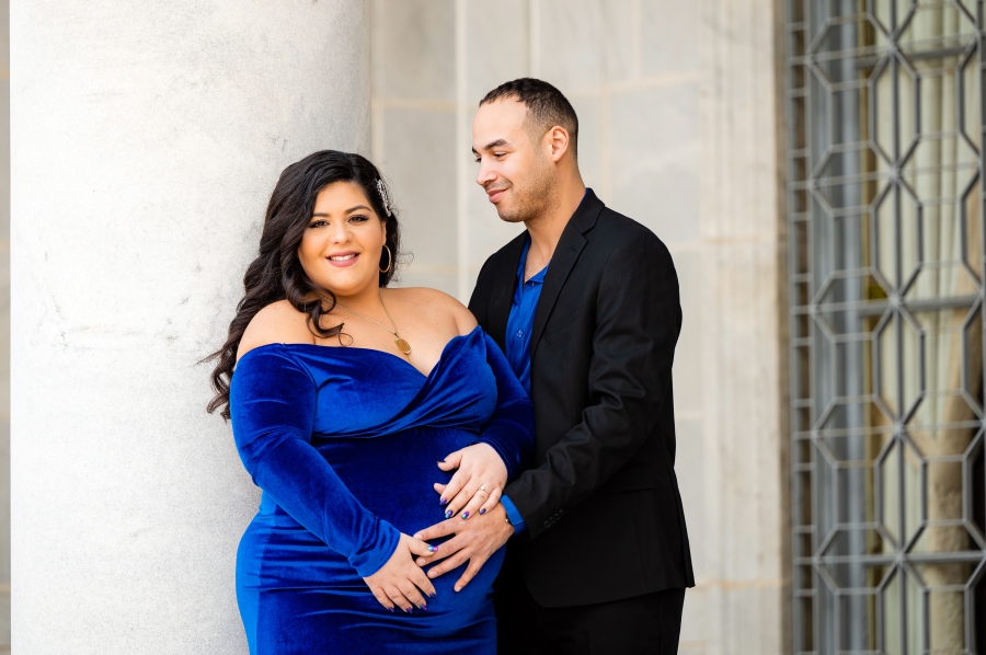 blue dress wintertime Youngstown Maternity Session 