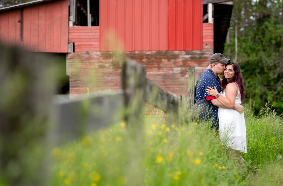 red barn engagement photos 