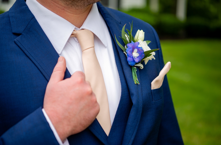 groom's boutonniere 