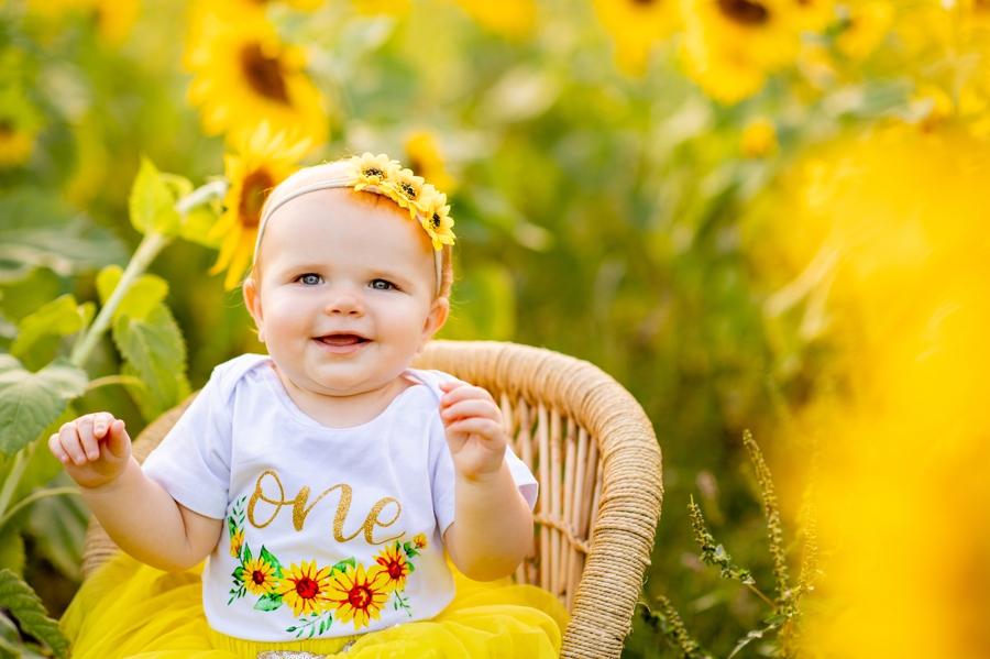 sunflower birthday session one year old
