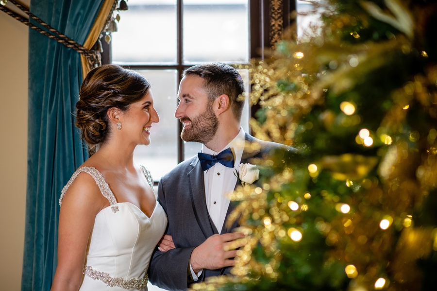 Historic Onesto Hotel Wedding at Christmas 