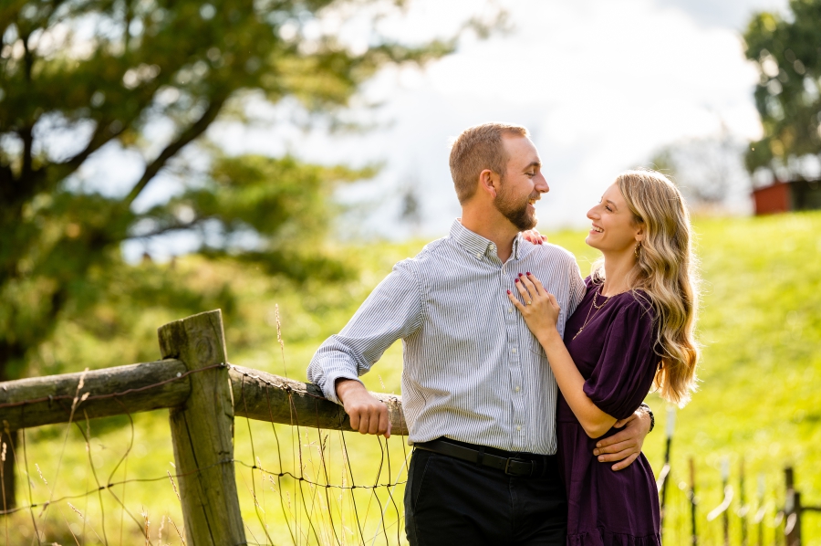 Fall Winery at Wolf Creek engagement photos 