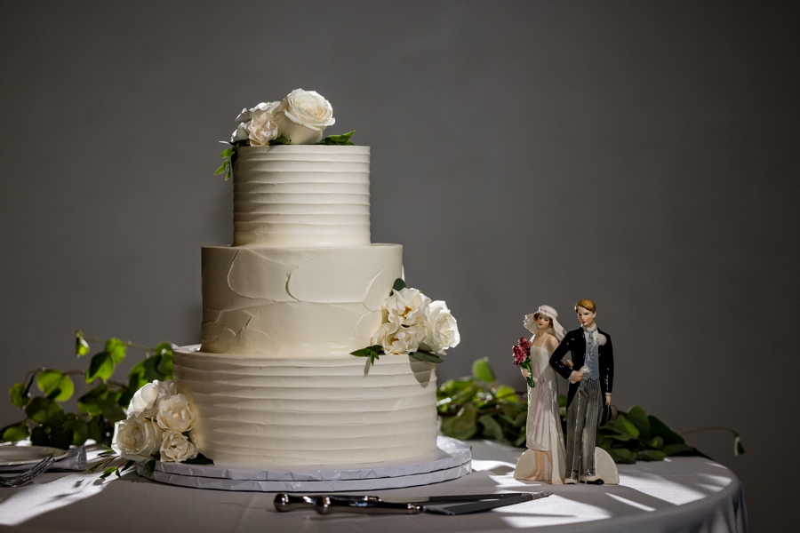 all white wedding cake 